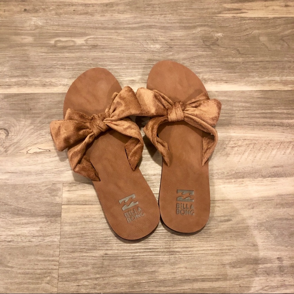Billabong flip flops